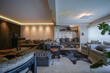 Apartamento à venda com 210m², 3 quartos e 4 vagas