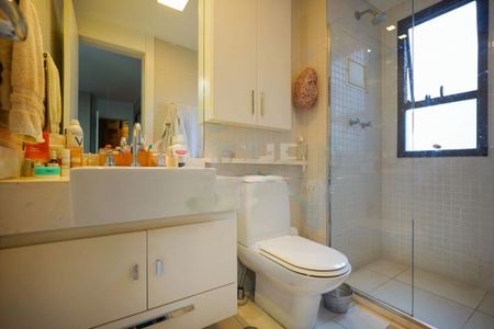 Apartamento à venda com 210m², 3 quartos e 4 vagas