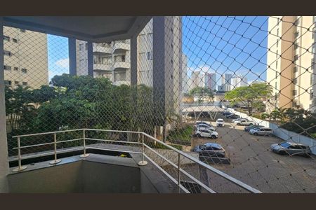 Apartamento à venda com 69m², 2 quartos e 1 vaga