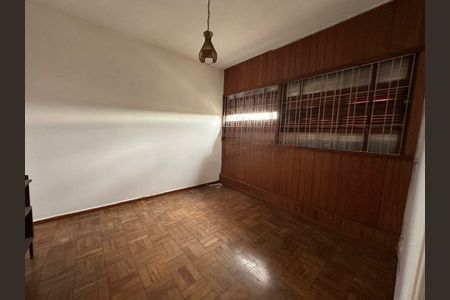 Casa à venda com 3 quartos, 155m² em Campo Grande, São Paulo