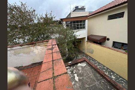Casa à venda com 3 quartos, 155m² em Campo Grande, São Paulo