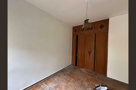 Casa à venda com 155m², 3 quartos e 2 vagas