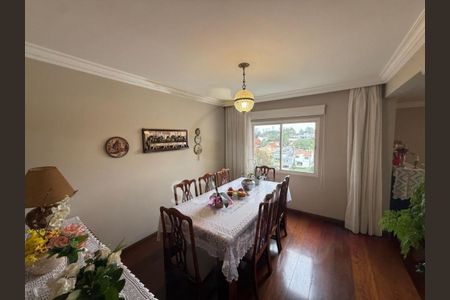 Apartamento à venda com 209m², 4 quartos e 3 vagas