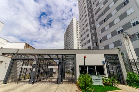 Apartamento para alugar com 43m², 2 quartos e sem vaga Apartamento para alugar com 43m², 2 quartos e sem vagaFachada