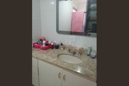 Apartamento à venda com 80m², 3 quartos e sem vaga