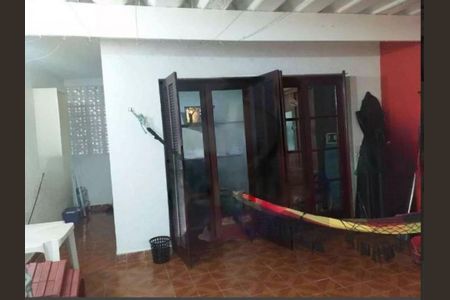 Casa à venda com 3 quartos, 130m² em Jardim Santa Barbara, São Paulo