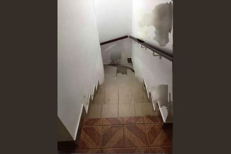 Casa à venda com 3 quartos, 130m² em Jardim Santa Barbara, São Paulo