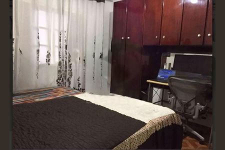 Casa à venda com 3 quartos, 130m² em Jardim Santa Barbara, São Paulo