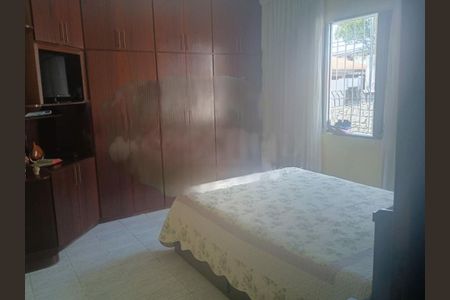 Casa à venda com 3 quartos, 200m² em Vila Campo Grande, São Paulo