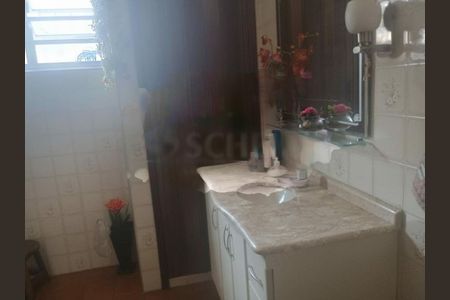 Casa à venda com 3 quartos, 200m² em Vila Campo Grande, São Paulo