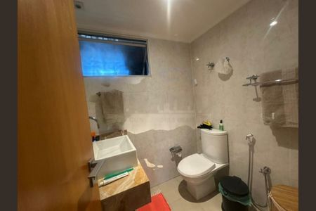 Apartamento à venda com 78m², 2 quartos e 1 vaga