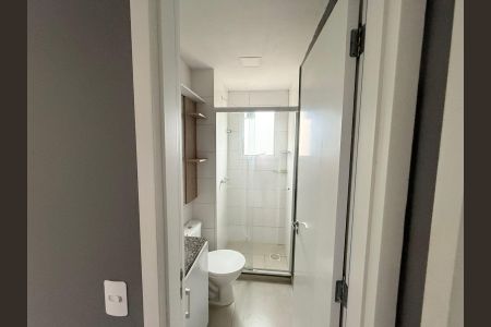 Banheiro de apartamento para alugar com 2 quartos, 49m² em Passo das Pedras, Gravataí