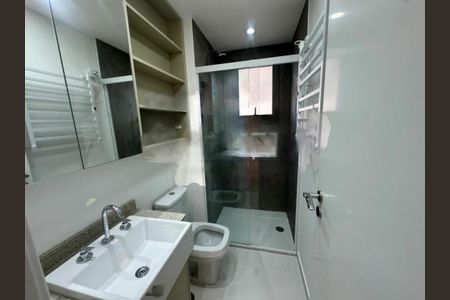 Apartamento à venda com 67m², 2 quartos e 1 vaga