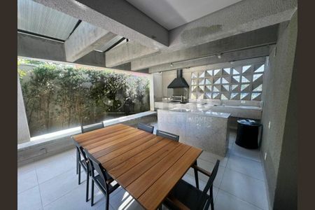 Apartamento à venda com 67m², 2 quartos e 1 vaga