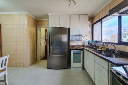 Apartamento à venda com 200m², 4 quartos e 3 vagas