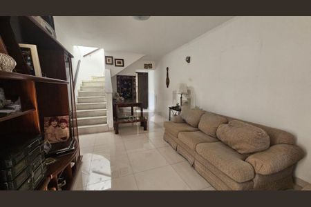 Casa à venda com 2 quartos, 111m² em Jardim Consorcio, São Paulo