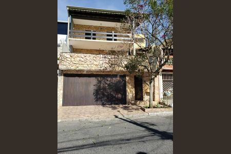 Casa à venda com 164m², 4 quartos e 3 vagas