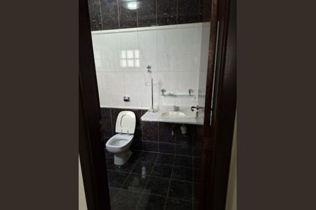 Casa à venda com 4 quartos, 164m² em Jardim Colonial, São Paulo