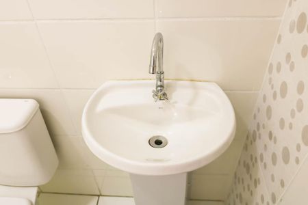 Apartamento para alugar com 52m², 2 quartos e sem vaga Apartamento para alugar com 52m², 2 quartos e sem vagaBanheiro
