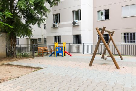 Apartamento para alugar com 52m², 2 quartos e sem vaga Apartamento para alugar com 52m², 2 quartos e sem vagaÁrea comum - Playground