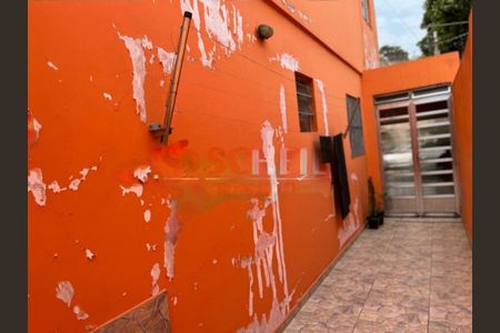 Casa à venda com 100m², 2 quartos e 2 vagas