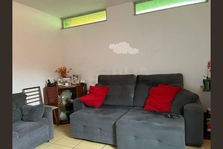 Casa à venda com 100m², 2 quartos e 2 vagas