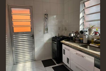 Casa à venda com 100m², 2 quartos e 2 vagas