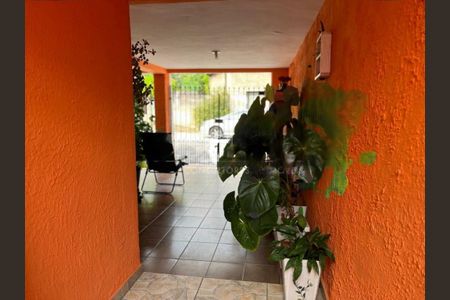 Casa à venda com 100m², 2 quartos e 2 vagas