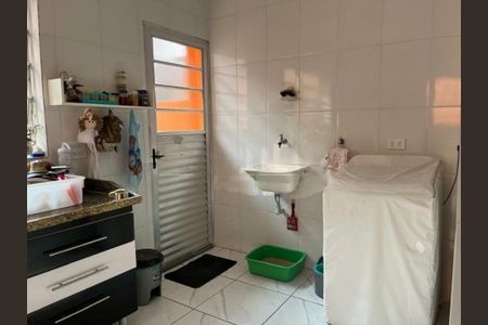 Casa à venda com 100m², 2 quartos e 2 vagas