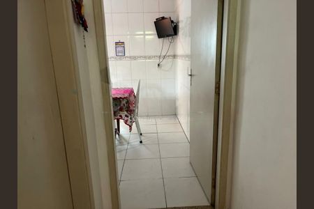 Casa à venda com 100m², 2 quartos e 2 vagas