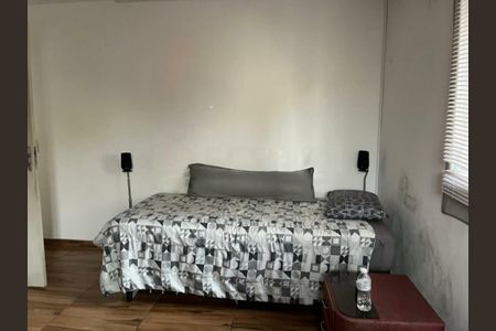 Casa à venda com 100m², 2 quartos e 2 vagas