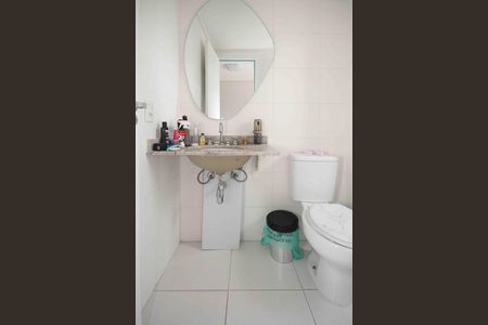 Apartamento para alugar com 73m², 2 quartos e 1 vaga Apartamento para alugar com 73m², 2 quartos e 1 vagaBanheiro da Suite 02
