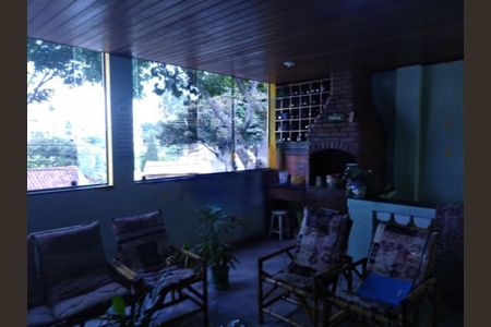 Casa à venda com 4 quartos, 150m² em Jardim Prudência, São Paulo
