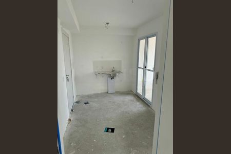 Kitnet/Studio à venda com 2 quartos, 31m² em Jardim Aeroporto, São Paulo