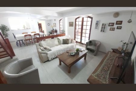 Casa à venda com 4 quartos, 180m² em Jardim Umuarama, São Paulo