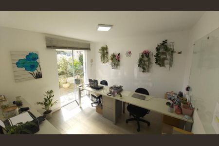Casa à venda com 4 quartos, 180m² em Jardim Umuarama, São Paulo