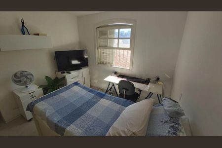 Casa à venda com 4 quartos, 180m² em Jardim Umuarama, São Paulo