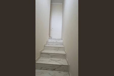 Casa à venda com 141m², 3 quartos e 1 vaga