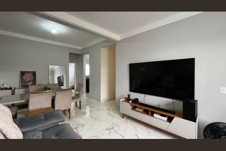Casa à venda com 141m², 3 quartos e 1 vaga
