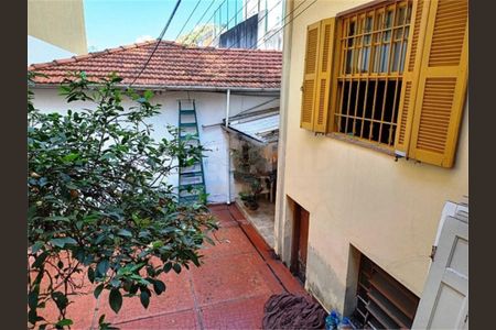 Casa à venda com 4 quartos, 236m² em Vila Monte Alegre, São Paulo