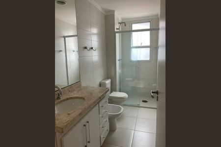 Apartamento à venda com 216m², 4 quartos e 4 vagas