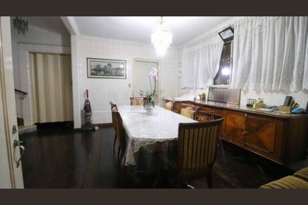Casa à venda com 4 quartos, 414m² em Vila Mariana, São Paulo