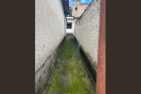 Casa à venda com 87m², 2 quartos e 4 vagas