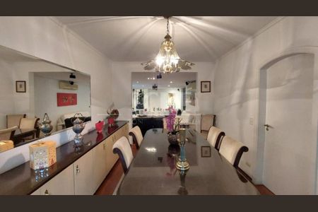 Apartamento à venda com 294m², 4 quartos e 3 vagas