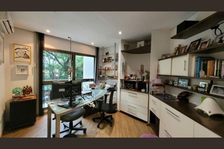 Apartamento à venda com 294m², 4 quartos e 3 vagas