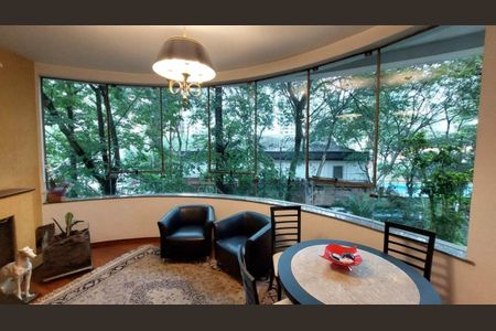 Apartamento à venda com 294m², 4 quartos e 3 vagas