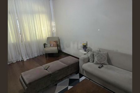 Casa à venda com 3 quartos, 188m² em Jardim Santa Cruz (Campo Grande), São Paulo