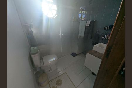 Casa à venda com 3 quartos, 188m² em Jardim Santa Cruz (Campo Grande), São Paulo