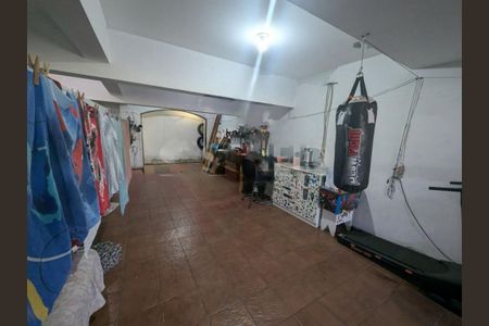Casa à venda com 3 quartos, 188m² em Jardim Santa Cruz (Campo Grande), São Paulo
