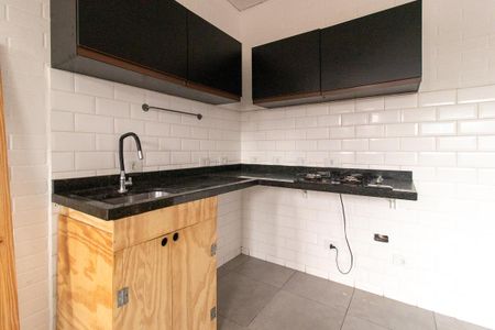 Cozinha - Armários de casa para alugar com 1 quarto, 45m² em Novo Mundo, Curitiba